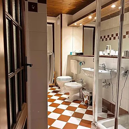 Le Samovar فندق مبيت وإفطار 3*
